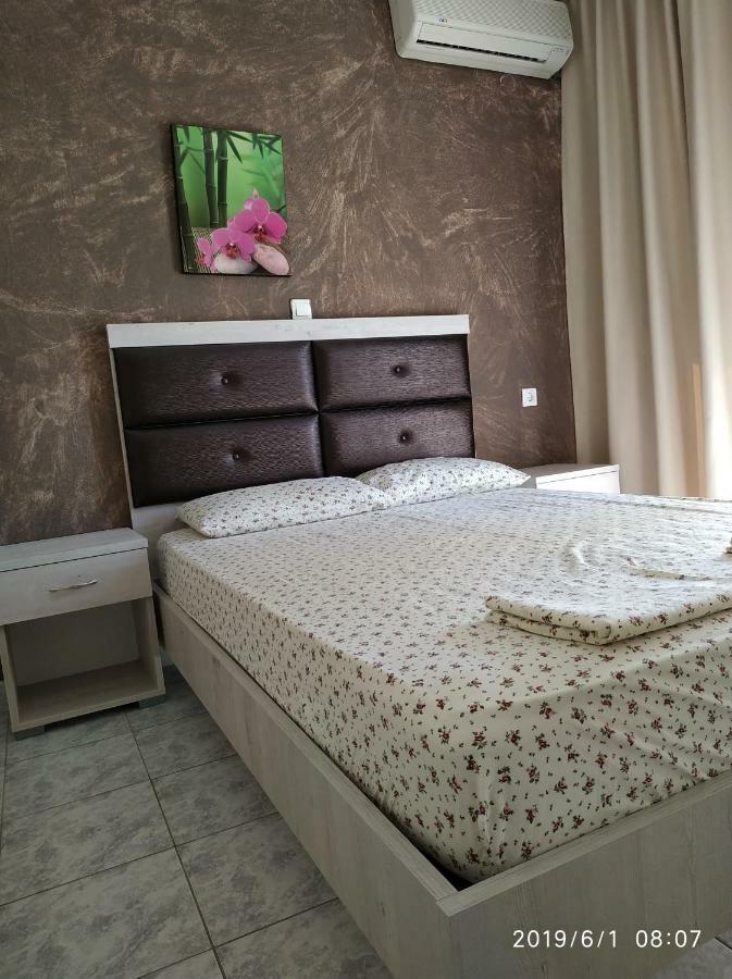 Lazaros Apartments Olympiakí Aktí 외부 사진
